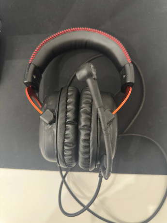 prodam-hyperx-cloud-2-novoe-ogolove-i-novye-ambiusury-bez-zvukovoi-karty-8k-big-1