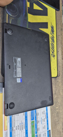 noutbuk-asus-e510m-big-0