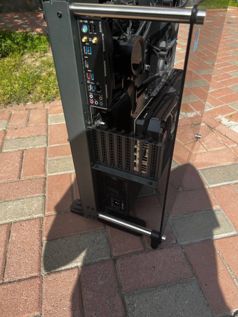 asus-rog-strix-3070-black-big-4