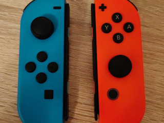 prodam-originalnye-joy-con