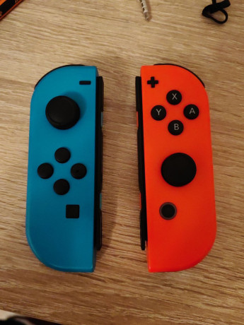 prodam-originalnye-joy-con-big-0
