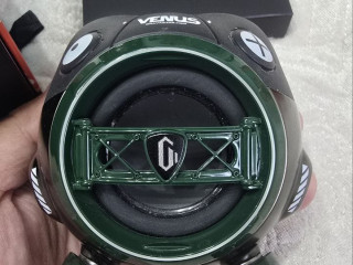 almaty-prodam-protativnuiu-bluetooth-kolonku-gravastar-venus-pravkticeski-novaia