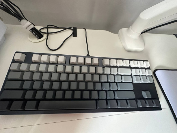 matplata-gigabyte-b650e-aorus-elite-x-ax-ice-big-2
