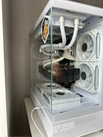 matplata-gigabyte-b650e-aorus-elite-x-ax-ice-big-1