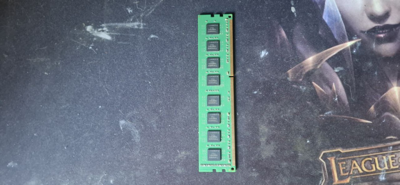 ozu-ddr-3-8gb-1333-kingston-big-0