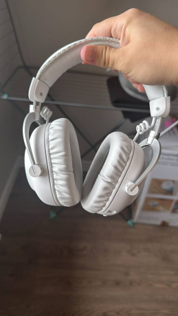 prodam-nausniki-logitech-g-pro-x-2-v-idealnom-sostoianii-bez-korobki-cena-70000-tenge-big-0