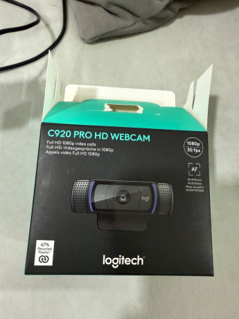 logitech-c920-v-korobke-big-1
