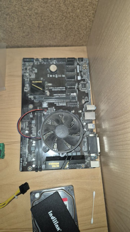 prodam-materinskuiu-platu-gigabyte-ga-h110-d3a-pentium-s-kullerom-big-0