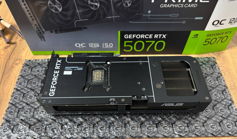 videokarta-asus-prime-rtx-5070-oc-12gb-big-2
