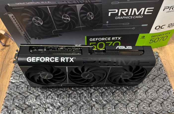 videokarta-asus-prime-rtx-5070-oc-12gb-big-1