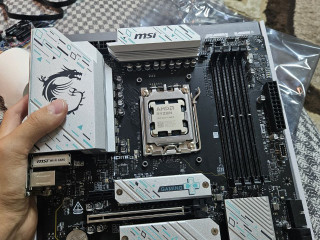 msi-b650m-gaming-plus-wifi-80000tg-sostoianie-ideal-korobka-vse-imeetsia