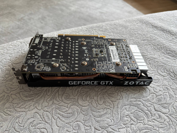 videokarta-zotac-gtx-1660-big-2