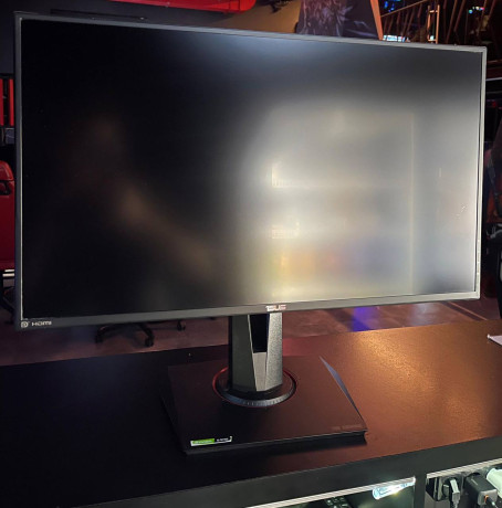 prodam-monitor-asus-diagonal-27-diuimov-castota-obnovleniia-165-gc-big-0