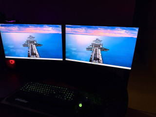 prodam-2-monitora-sanc-27-diuimov-fullhd-165hz-na-xorosem-kronsteinevse-regulirovki-dlia-dvux-monito