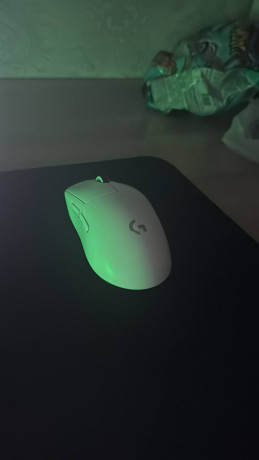 prodam-logitech-g-pro-superlight-big-0
