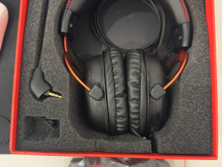 prodam-hyperx-cloud-2-novoe-ogolove-i-novye-ambiusury-bez-zvukovoi-karty-7k