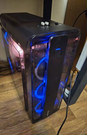 processor-amd-ryzen-5-3600x-6-iader-12-potokov-castota-38-44-ggc-big-1