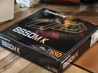 komplekt-absoliutno-novyi-1-ryzen-5-7500f-gigabyte-b650m-k-11-faz-pitaniia-s-golovoi-dlia-7800x3d-i-9800x3d