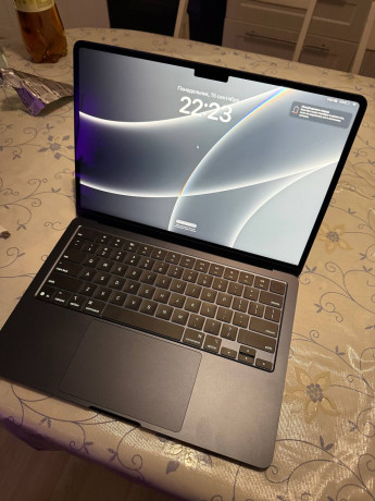 macbook-air-13-m4-25-256gb-big-0