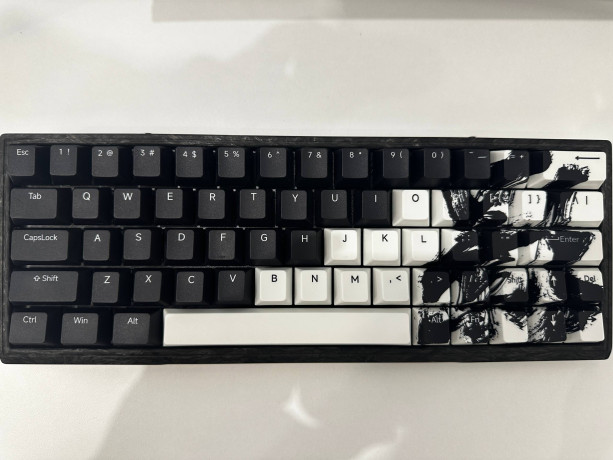 prodam-novuiu-magnitnaia-klaviatura-wlmouse-ying63-carbon-fiber-2807-iz-3000-big-0