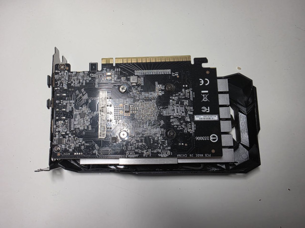 rtx-4060-8gb-palit-storm-x-big-1