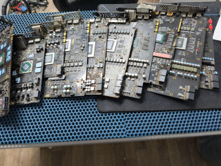 rasprodaza-donorskix-plat-dlia-videokart-10-pokoleniia-nvidia-i-amd-rx-400-500-rx5000-rx6000
