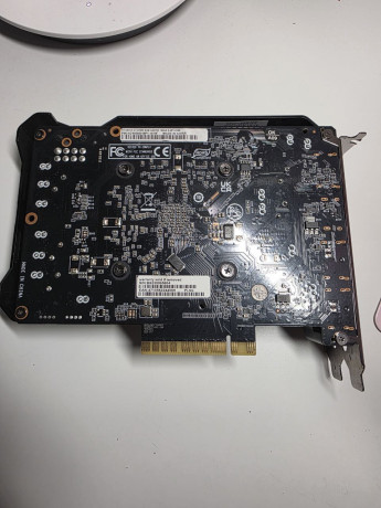 rtx-4060-8gb-palit-storm-x-big-1