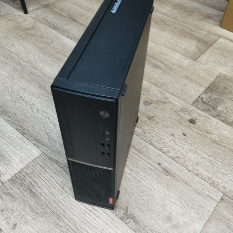 sensornyi-monitor-10-diuimov-vga-podkliucenie-big-3