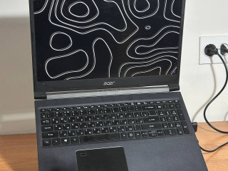prodaiu-noutbuk-acer-aspire-7-v-xorosem-sostoianii