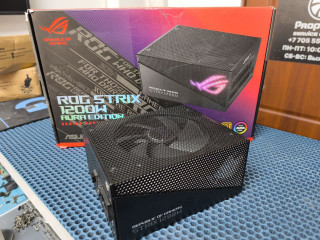 prodam-blok-pitaniia-asus-strix-aura-1200w-atx30