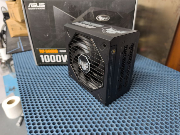 prodam-blok-pitaniia-asus-tuf-gaming-1000w-atx30-big-1