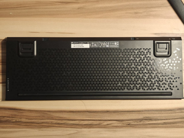 mexaniceskaia-noznicnaia-nizko-profilnaia-klaviatura-corsair-k100-air-big-4