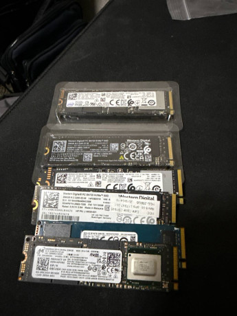 ssd-nvme-256gb-v-xorosem-sostoianii-testy-viktorii-i-kristal-disk-skinu-v-ls-big-0