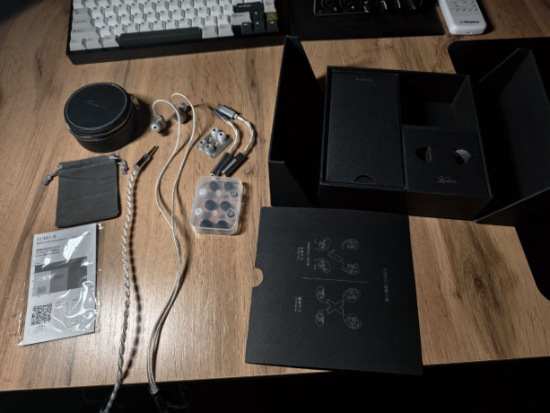 iem-nausniki-moondrop-kadenz-big-2