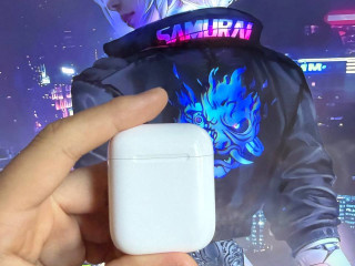 prodam-airpods-2-v-xorosem-sostoianii
