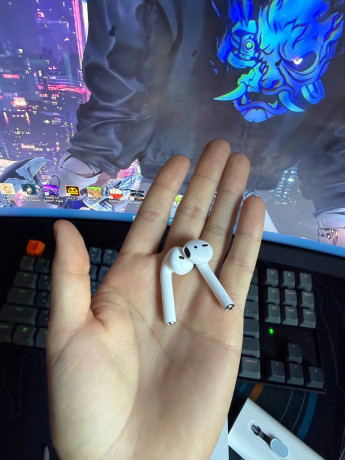 prodam-airpods-2-v-xorosem-sostoianii-big-2