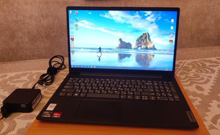 prodam-noutbuk-lenovo-v15-g2-v-otlicnom-sostoianii-vse-rabotaet-big-0