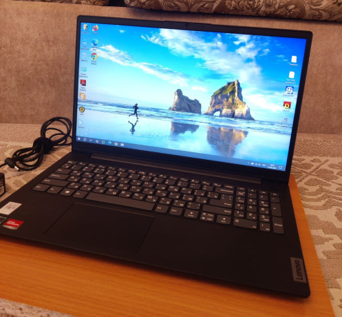 prodam-noutbuk-lenovo-v15-g2-v-otlicnom-sostoianii-vse-rabotaet-big-1