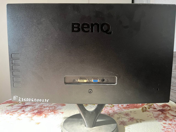 tak-ze-prodaetsia-bu-monitor-benq-60-gerc215-diagonal-cena-10k-big-3