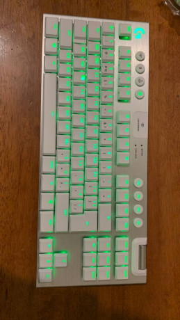 prodaiu-klaviaturu-logitech-g915-tkl-wireless-tactile-25-000-tg-big-0