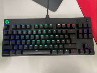 klaviatura-logitech-g-pro