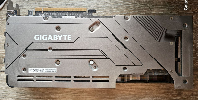videokarta-amd-radeon-rx-7900-gre-gigabyte-gaming-oc-bralas-novoi-letom-2024-goda-big-1