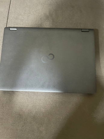 prodam-noutbuk-fujitsu-e5411-big-2