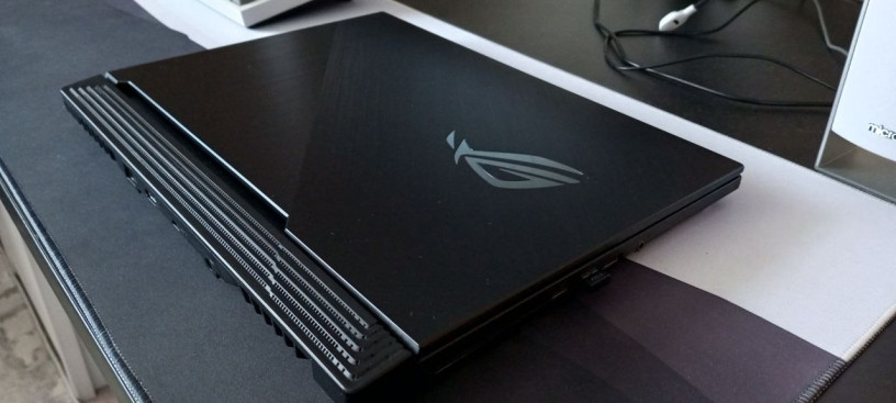 prodam-noutbuk-asus-rog-strix-g15-big-0