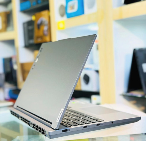 novyi-lenovo-legion-5-na-core-i7-big-3