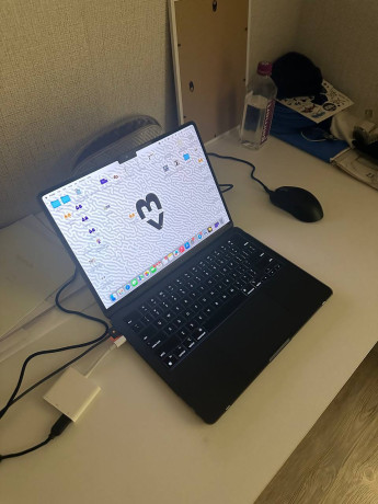 macbook-air-13-m3-8256gb-big-2