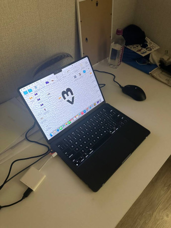 macbook-air-13-m3-8256gb-big-0