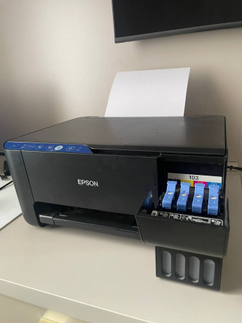 prodaiu-rabocii-printer-epson-l3151-cvetnoi-struinyi-mfu-torg-minimalnyi-big-1