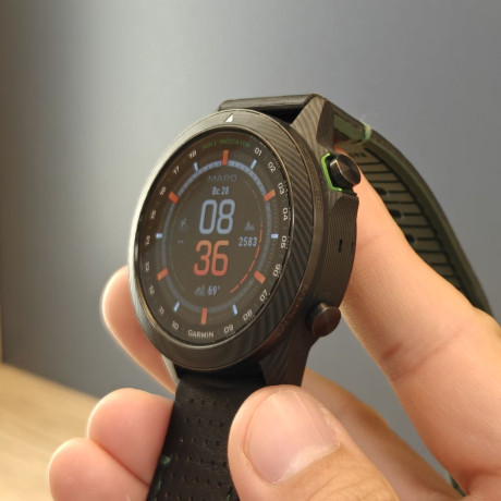 garmin-marq-golfer-gen-2-carbon-edition-big-2
