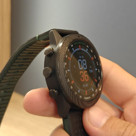 garmin-marq-golfer-gen-2-carbon-edition-big-1